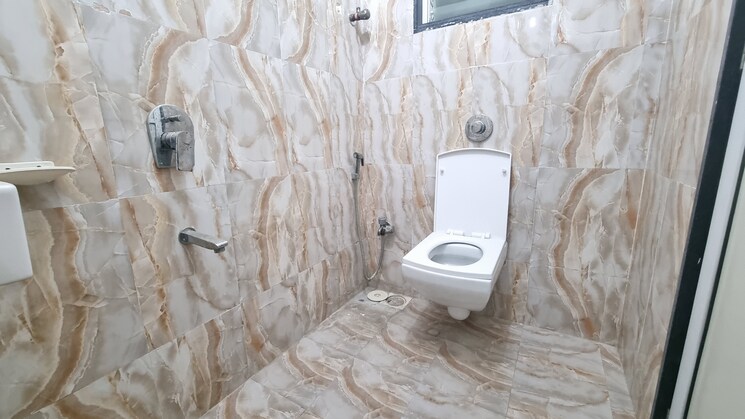 Bathroom, lotus-link-square 1 Bedroom 450 Sq.Ft. Apartment In Malad West Mumbai 8413804