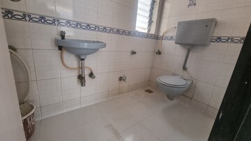 Bathroom in 1 BHK Apartment at Shree Vallabh Tower, Malad West – for Rent