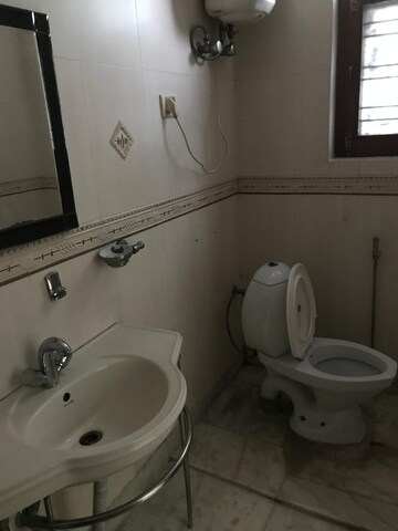 Bathroom in 3 BHK Apartment at Gupta Awas, Sector 43 – for Rent