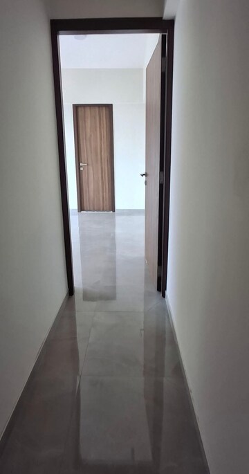  2 BHK Apartment at Sheth Irene, Malad West – for Rent