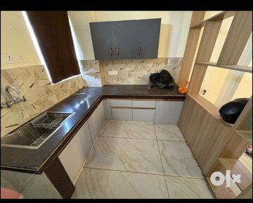 Kitchen in 1.5 BHK Apartment at Emaar Gomti Greens, Gomti Nagar – for Rent