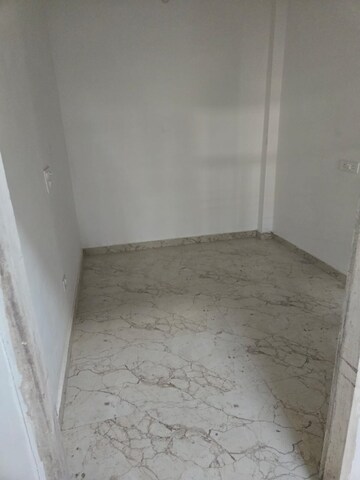 Room in 3 BHK Independent House at Sgpgi – for Sale