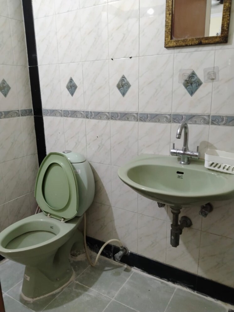 Bathroom, kumar-presidency 3 Bedroom 1650 Sq.Ft. Apartment In Koregaon Park Pune 8413918