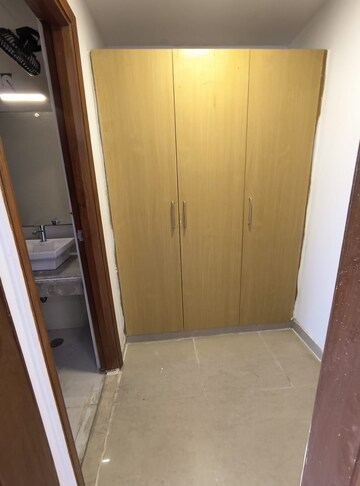 Building Lobby in 3.5 BHK Apartment at Jaypee Kalypso Court, Sector 128 – for Rent