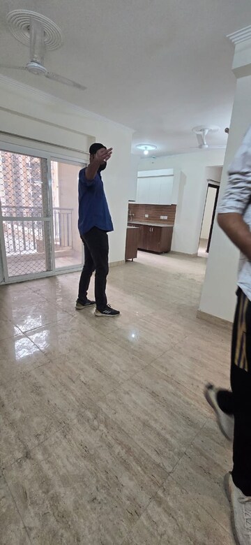 Parking in 3 BHK Apartment at Amrapali Terrace Homes, Tech Zone 4 Greater Noida – for Rent