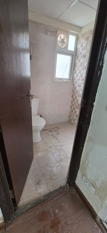 Balcony in 3 BHK Apartment at Amrapali Terrace Homes, Tech Zone 4 Greater Noida – for Rent