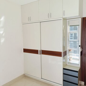 Room in 2 BHK Apartment at Signature Global Proxima, Sector 89 – for Rent
