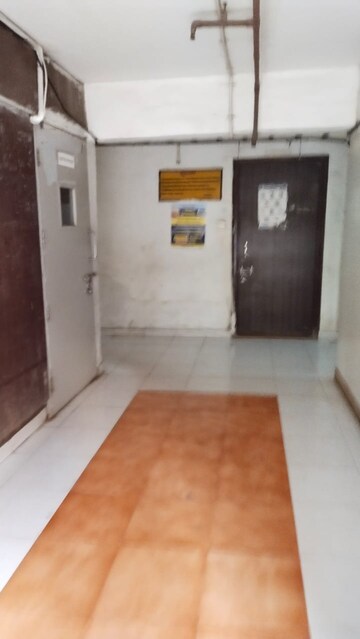 Room in 1 BHK Apartment at Equinox Business Park, Kurla West – for Rent