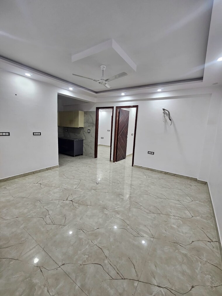 undefined, chattarpur 3 Bedroom 125 Sq.Yd. Builder Floor In Chattarpur Delhi 8414011