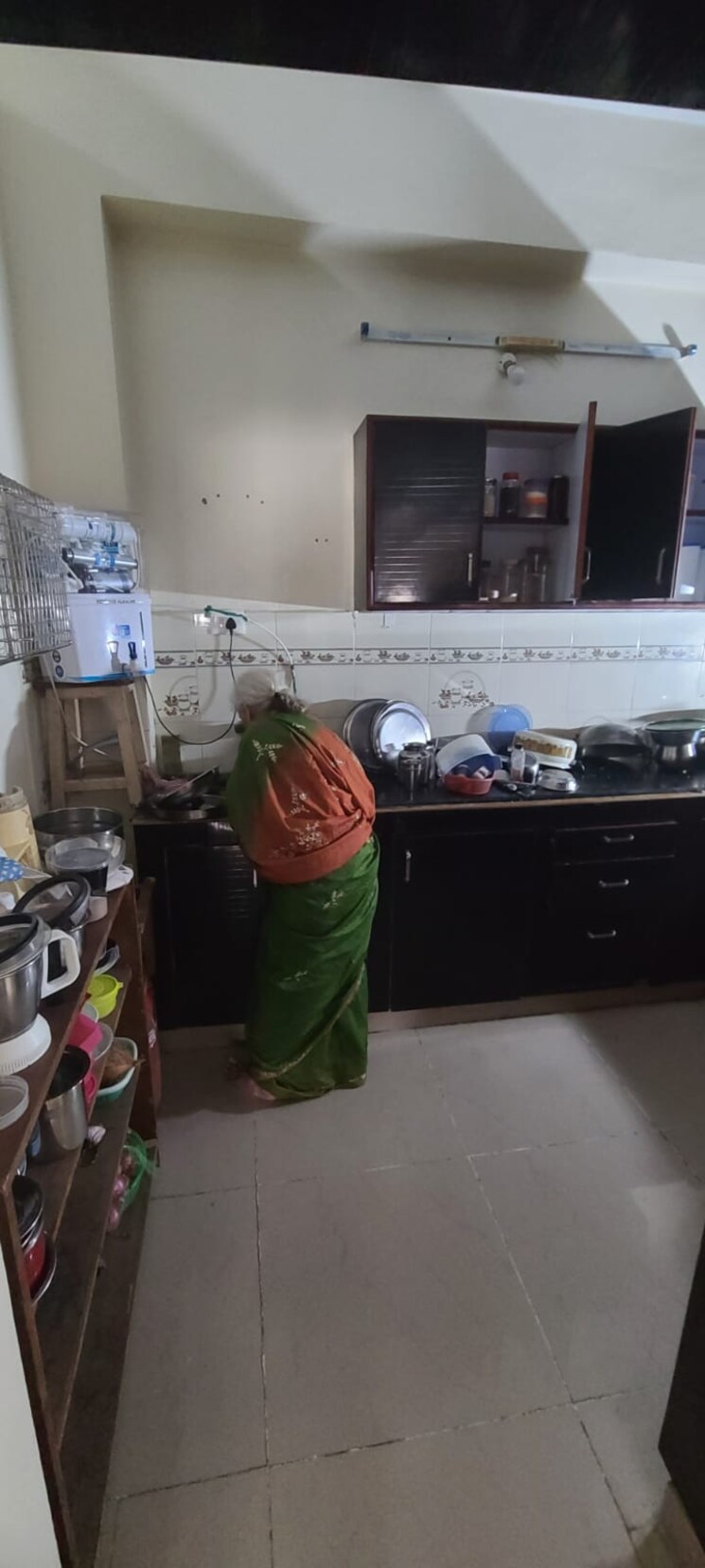  Parking, sector 55 4 Bedroom 117 Sq.Mt. Independent House In Sector 55 Noida 8414022