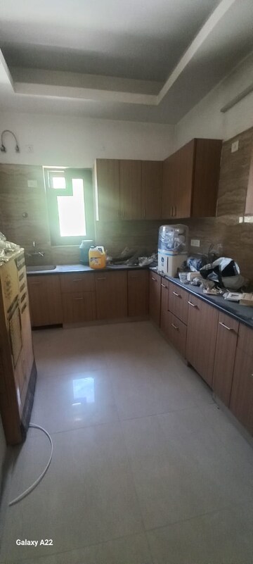 Kitchen in 3 BHK Builder Floor at RWA Apartments Sector 41, Sector 41 – for Rent