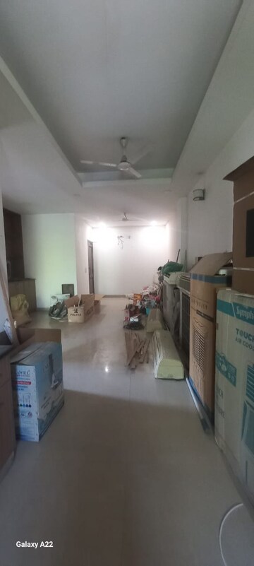 Living Room in 3 BHK Builder Floor at RWA Apartments Sector 41, Sector 41 – for Rent