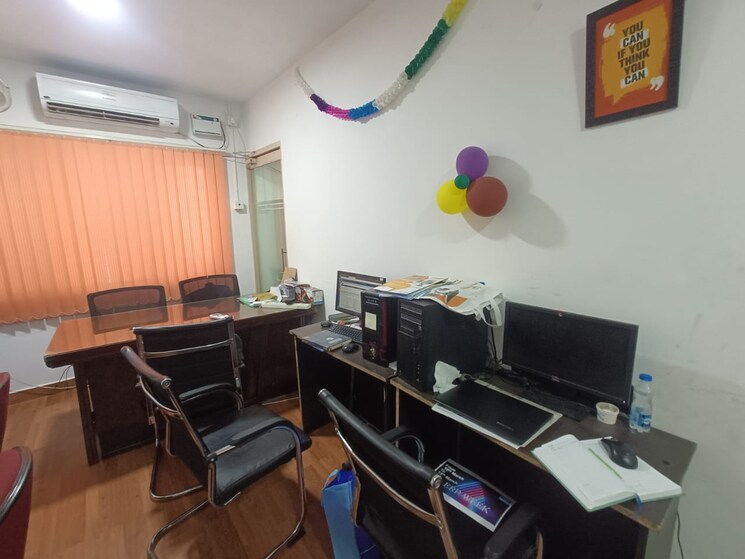 Team Area, vadapalani Commercial Office Space in IT/SEZ 1200 Sq.Ft. In Vadapalani Chennai 8414046