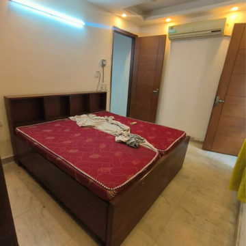 Bedroom in 2 BHK Builder Floor at Malviya Nagar – for Rent