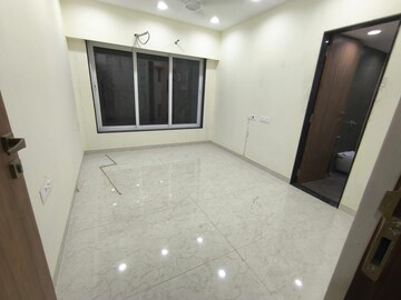 Room in 2 BHK Apartment at Rite Skyluxe, Chembur – for Rent