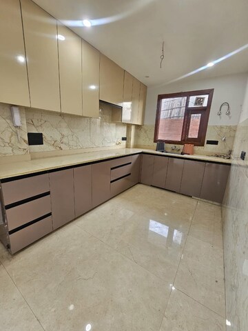 Kitchen in 3 BHK Builder Floor at Palm Residency Chhatarpur, Chattarpur – for Rent
