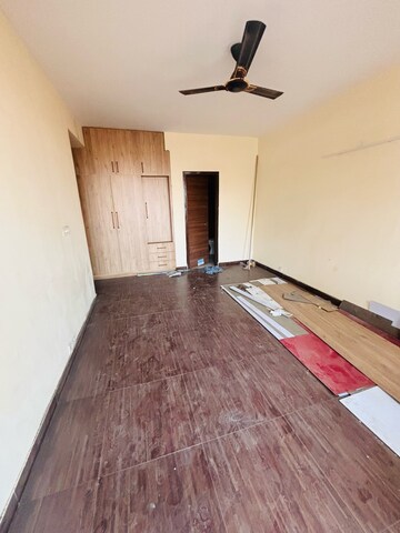 Room in 4 BHK Apartment at Ansal Height 86, Sector 86 – for Sale
