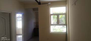 Room in 2 BHK Apartment at Shree Vardhman Mantra, Sector 67 – for Rent