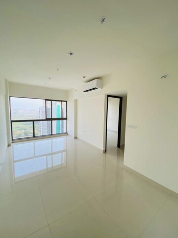 Room in 2 BHK Apartment at Lodha Casa Viva, Majiwada – for Sale