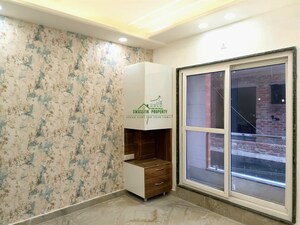 Room in 3 BHK Builder Floor at Deep Vihar – for Sale
