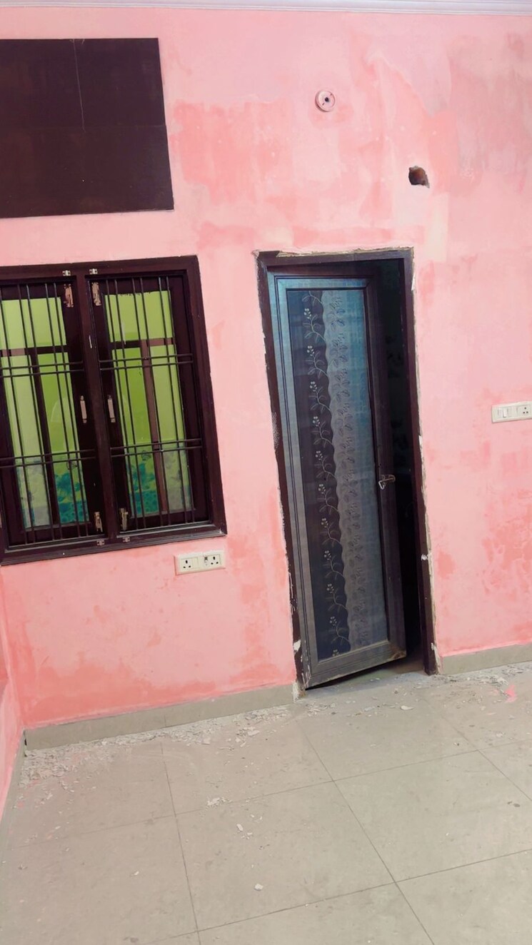 Room, kalyanpur east 2 Bedroom 1400 Sq.Ft. Independent House In Kalyanpur East Lucknow 8414216