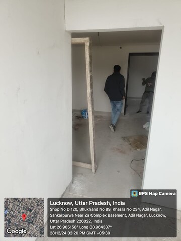Master Bedroom in 2 BHK Apartment at Adil Nagar – for Rent