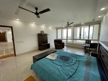 Bedroom in 4 BHK Apartment at Jaypee Imperial Court, Sector 128 – for Rent