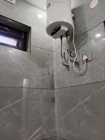 Bathroom in 3.5 BHK Builder Floor at Sector 18 – for Rent