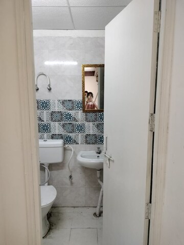 Bathroom in 2 BHK Apartment at Suncity Avenue 76, Sector 76 – for Sale