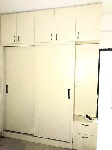 Furnished Amenities in 2 BHK Apartment at Signature Global Proxima, Sector 89 – for Rent