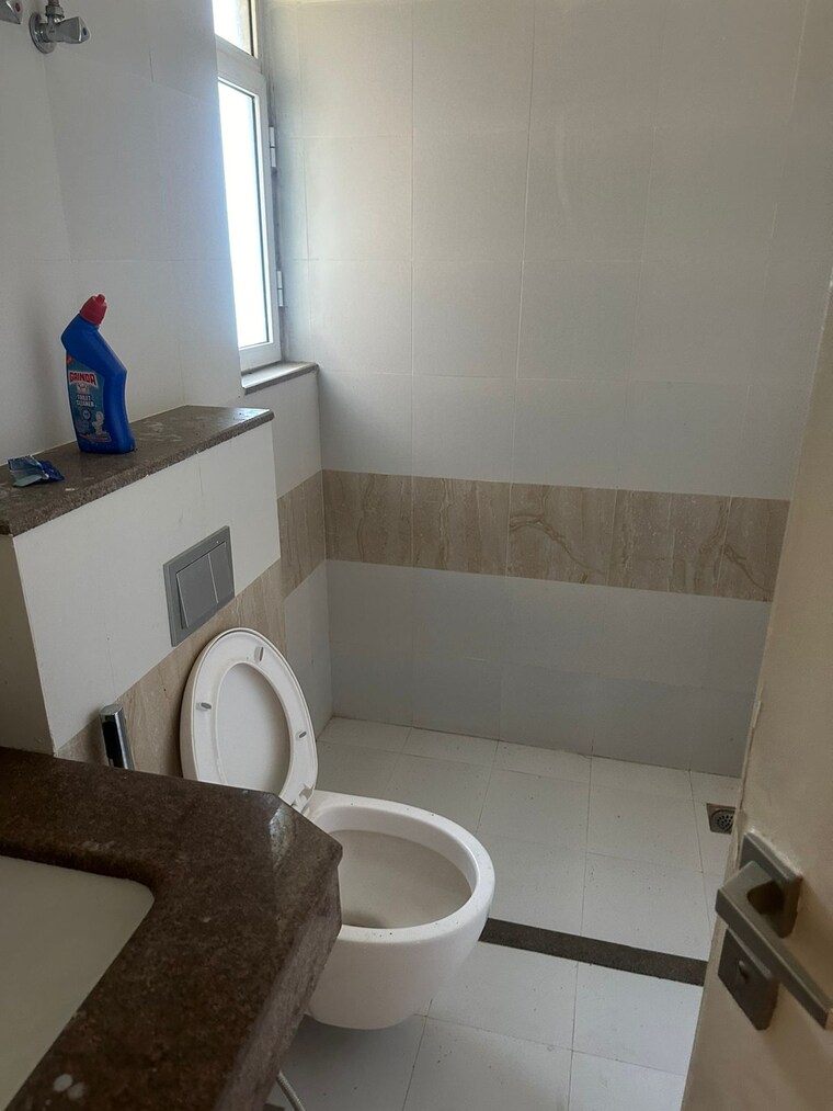 Bathroom, tulip-white 3 Bedroom 1326 Sq.Ft. Apartment In Sector 69 Gurgaon 8414265