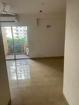 Room in 3 BHK Apartment at Tulip White, Sector 69 – for Sale