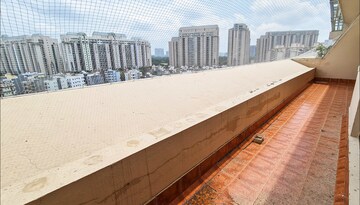 Balcony in 4 BHK Apartment at Central Park I, Sector 42 – for Rent