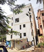 1 BHK 350 Sq.Ft. Apartment in Kuber Building 