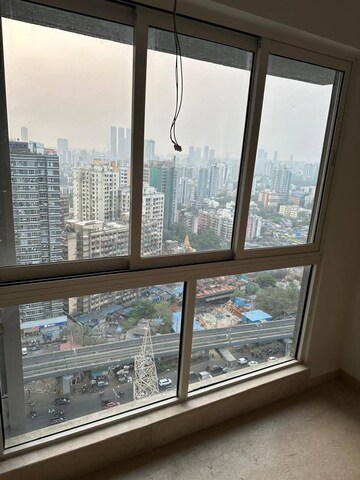 Master Bedroom in 1 BHK Apartment at Omkar Signet, Malad East – for Rent