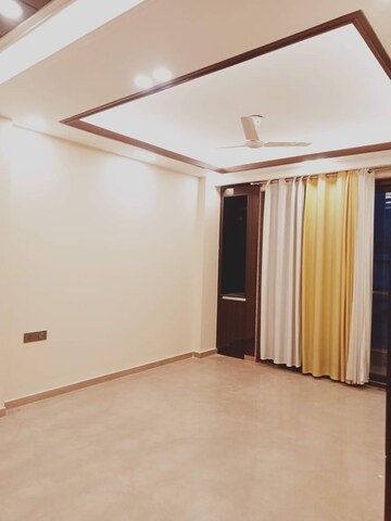Room in 3 BHK Builder Floor at Kohli One Malibu Town, Sector 47 – for Rent