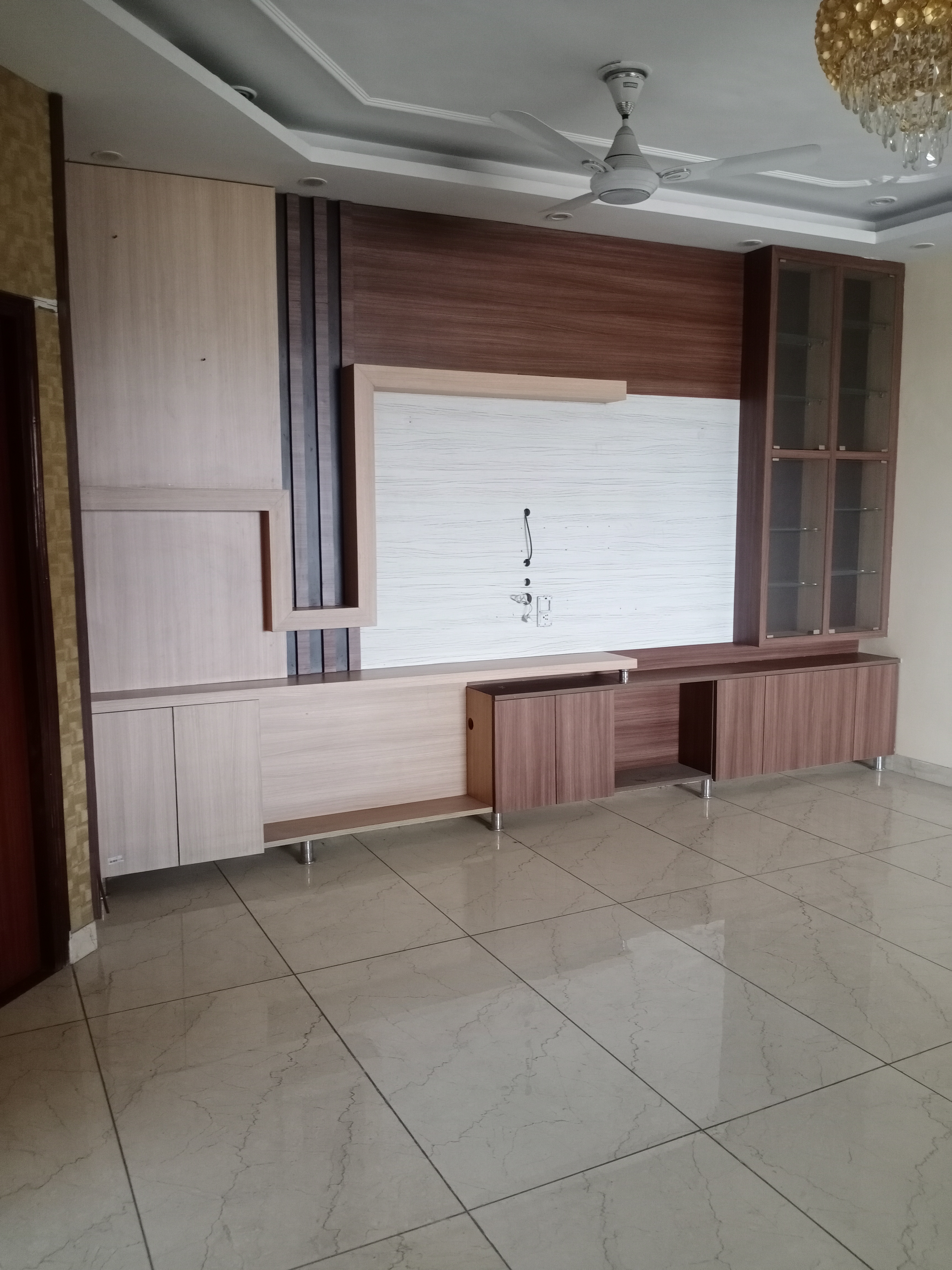 4 BHK + Pooja Room Builder Floor For Sale in Sector 17