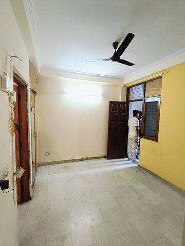Room in 2 BHK Builder Floor at Malviya Nagar – for Rent