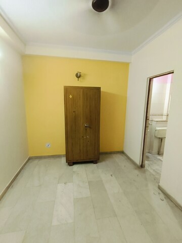 Room in 2 BHK Builder Floor at Malviya Nagar – for Rent