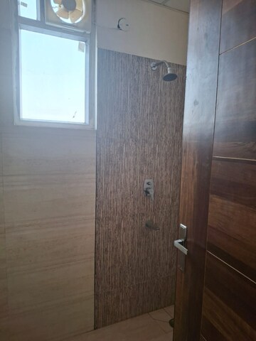 Attached Bathroom in 2 BHK Apartment at Vaishali Nagar – for Rent
