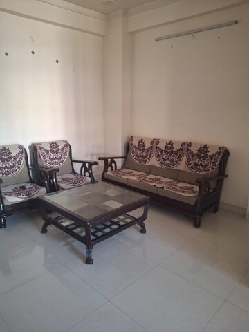 Living Room in 2 BHK Apartment at Vaishali Nagar – for Rent