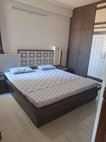 Bedroom in 2 BHK Apartment at Vaishali Nagar – for Rent