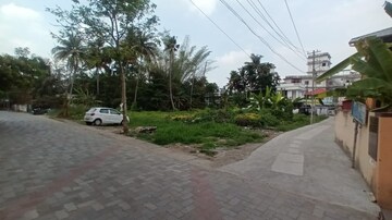 Plot Area in  Plot at Kundannoor – for Sale