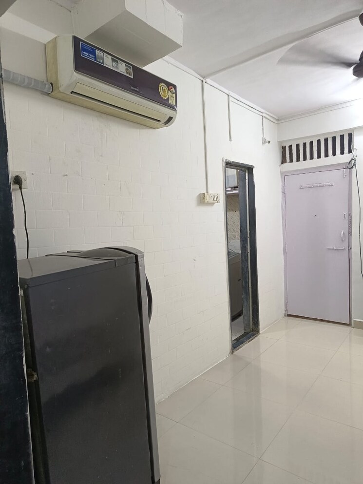 Kitchen, dhawalgiri-apartments 3 Bedroom 3000 Sq.Ft. Apartment In Goregaon East Mumbai 8414507