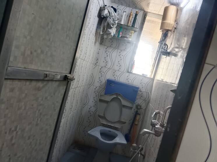 Bathroom, dheeraj-valley 3 Bedroom 930 Sq.Ft. Apartment In Goregaon East Mumbai 8414518