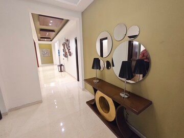 Master Bedroom in 4 BHK Apartment at Emaar The Palm Springs, Sector 54 – for Rent