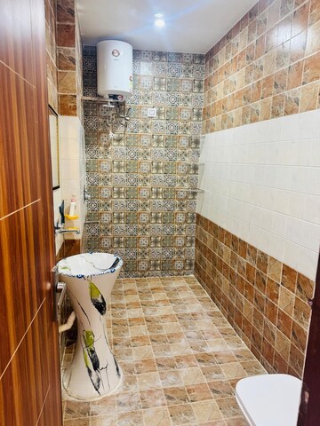 Attached Bathroom in 3 BHK Builder Floor at Peer Mucchalla – for Sale