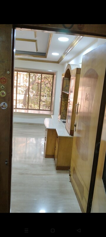 Living Room in 3 BHK Apartment at Shree Krishna Heights Malad, Malad East – for Rent