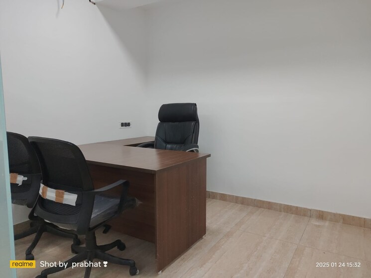 Team Area, arv-park Commercial Office Space in IT/SEZ 1500 Sq.Ft. In Sector 63 Noida 8414919