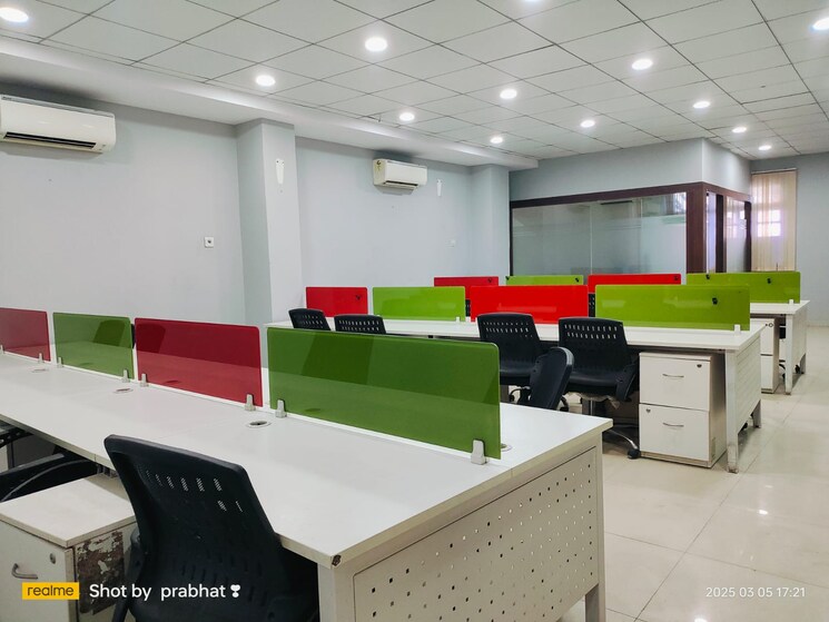 Team Area, arv-park Commercial Office Space in IT/SEZ 1500 Sq.Ft. In Sector 63 Noida 8414919